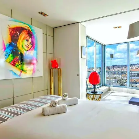 Lovelystay - Full Sky In Chiado Apartment Lisbon