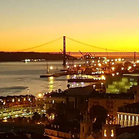 Apartmán Lovelystay - Full Sky In Chiado *