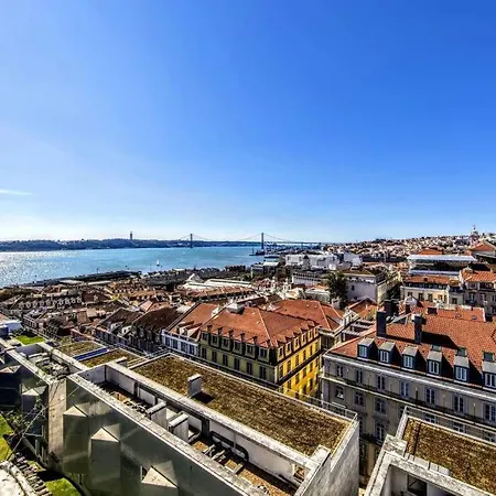 Apartmán Lovelystay - Full Sky In Chiado *